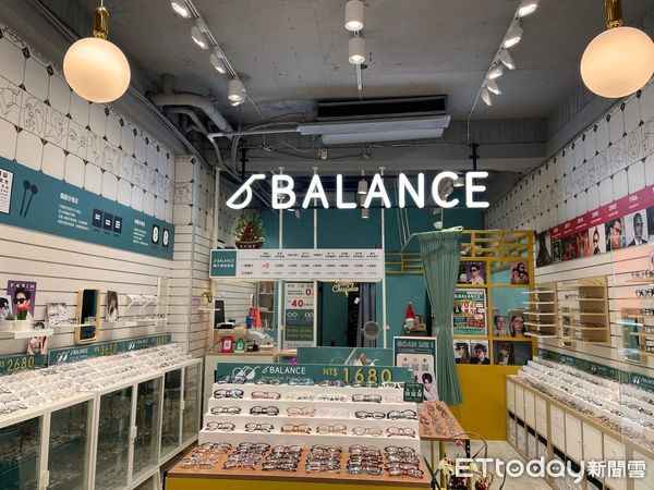 ▲快到逢甲衝一波，台中元宵商圈抵用券限量發放。（圖／記者游瓊華翻攝）