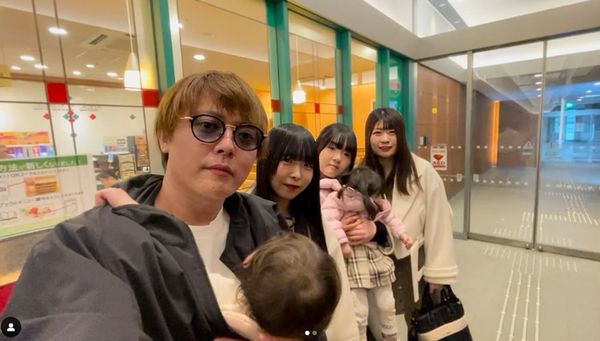 日男「一夫多妻」一週愛愛28次又進化！不再靠老婆養，成網紅月賺27萬。（翻自渡部龍太IG）