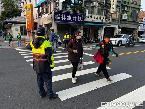 ▲▼寒假僅15天！台南「今天提早開學」原因曝光　學生崩潰哀嚎。（圖／記者林東良翻攝）