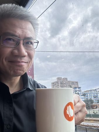 ▲▼媒體人羅友志力挺路易莎。（圖／翻攝自Facebook／羅友志）