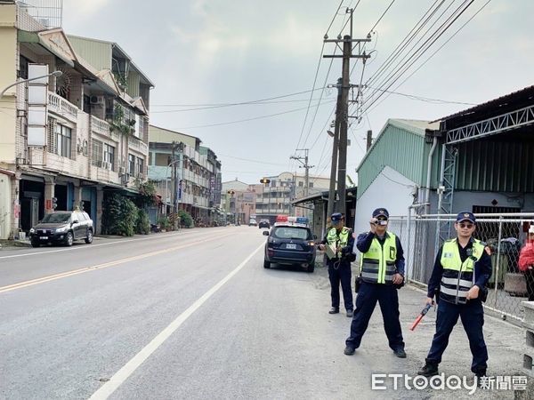 ▲里港警分局11日起針對轄區內各鄉鎮之易肇事路段大執法           。（圖／記者陳崑福翻攝）