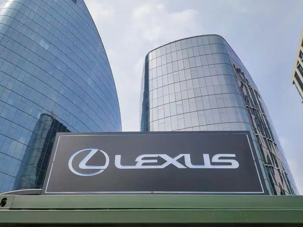 ▲▼LEXUS。（圖／翻攝自澎湃新聞）