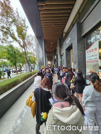 ▲藝群醫學美容集團的第18家分院，也是台中市的第3家分院，「藝群文心診所」於2月5日在台中捷運文心中清站附近開幕。（圖／記者林東良翻攝，下同）