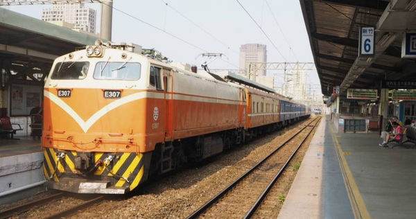 台鐵宣布漲價。（示意圖／photoAC）