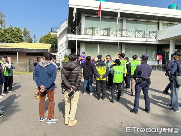 ▲▼高雄高球場租約爭議！市府「公安疑慮」強制斷水斷電。（圖／記者賴文萱翻攝）