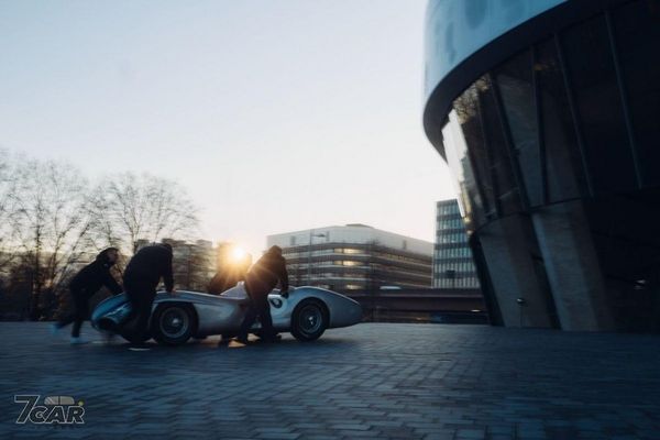 史上最有價值的大獎賽車！　這輛 Mercedes-Benz W 196 R Stromlinienwagen 以 51,155,000 歐元天價售出