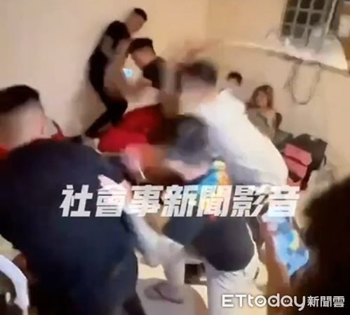 ▲員工在宿舍吸毒，直播主胡凱彬帶員工操球棒打人。（圖／翻攝自社會事新聞影音）
