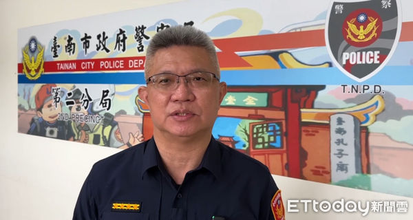 ▲台南市警二分局副分局長陳勇志指出，二分局於6日晚上9時許獲報，中西區民族路二段有民眾打架糾紛情事，立即調派警力趕赴現場查處。（圖／記者林東良翻攝，下同）