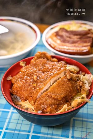 ▲▼旗山推薦必吃厚實軟嫩排骨飯。（圖／部落客虎麗提供）