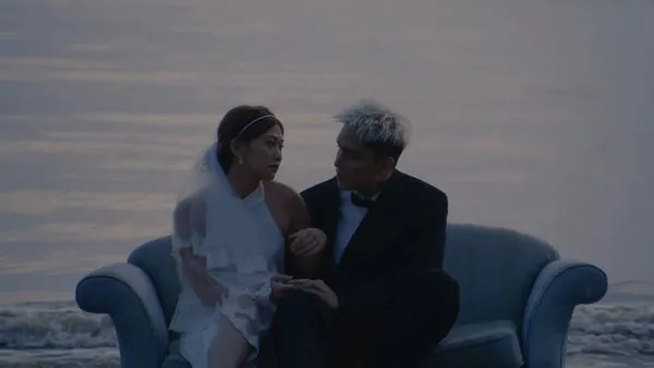 ▲菲道爾、DIOR大穎傳被目擊搭乘同班飛機。（圖／翻攝自微博）