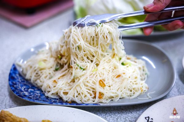 ▲▼鶯歌大盆薑母鴨鹽烤魚。（圖／部落客陳小可提供）