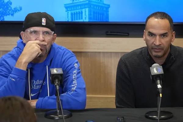 ▲▼獨行俠總管哈里森、主帥奇德、新援戴維斯。（圖／達志影像／美聯社）