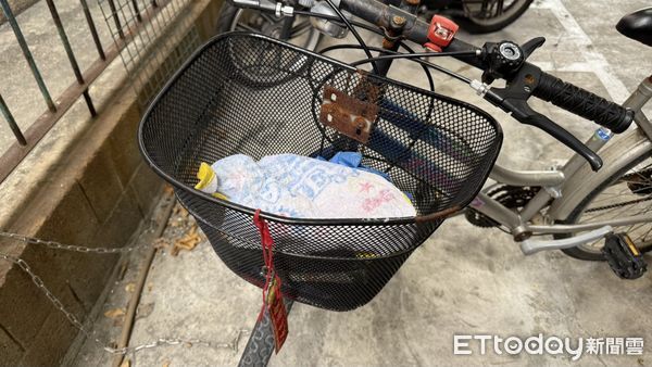 ▲▼    張姓男子運屍工具         。（圖／記者吳奕靖攝）