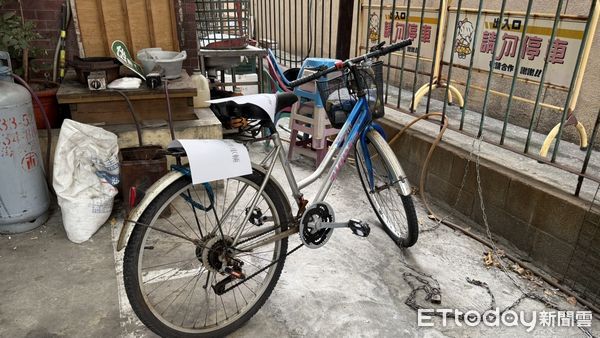 ▲▼    張姓男子運屍工具         。（圖／記者吳奕靖攝）