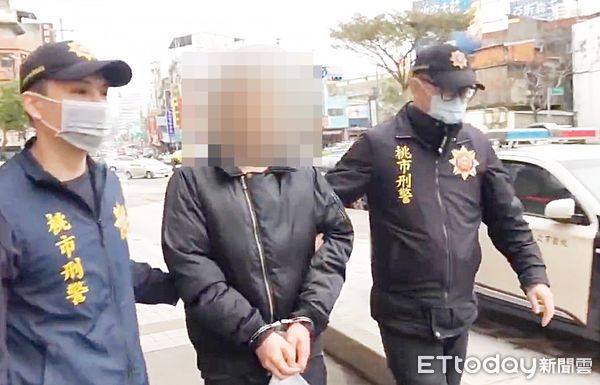 ▲桃園警分局昨晚拘提涉嫌打恐嚇電話李姓男子到案，今天早上移送桃園地檢署偵辦。（圖／記者沈繼昌翻攝）