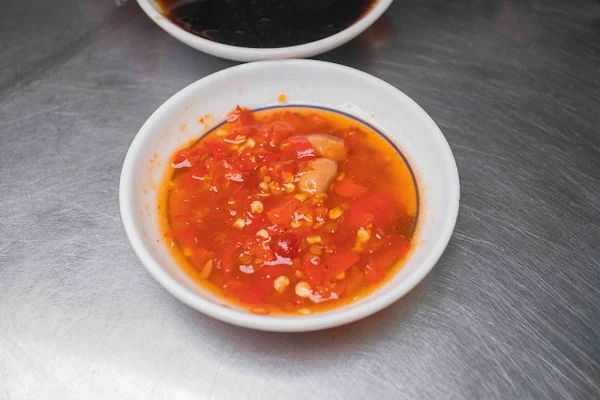 ▲▼台中在地傳承30年，整間店只賣水餃和酸辣湯。（圖／部落客美熊提供）