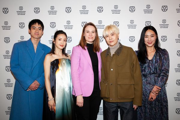▲《失明》導演周美豫、演員林依晨、吳可熙、劉敬出席鹿特丹首映映後。（圖／周子娛樂提供）