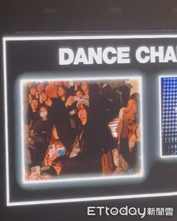 ▲▼▲▼▲▼ 2NE1林口開唱！台下驚現女神　安心亞火辣狂扭翹臀⋯萬人看傻：超會跳。（圖／讀者提供）