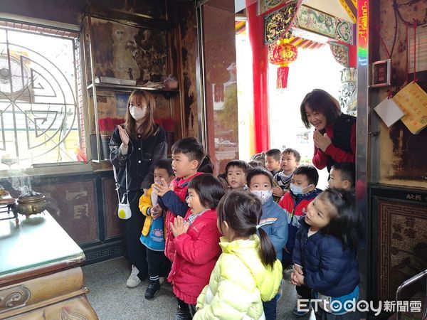 ▲▼    嘉義中油非營利幼兒園兩周年慶慶祝活動結合親子互動及社區踏查   。（圖／記者翁伊森攝）