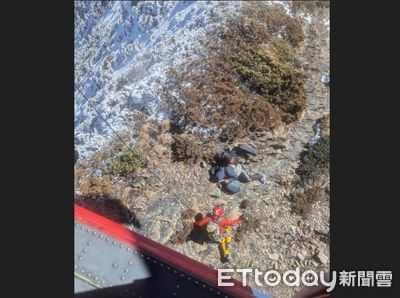 寒流強襲！24歲男登雪山失溫　空勤總隊派直升機搶救