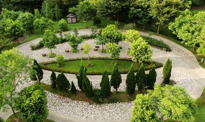 想幫父修墓卻踩紅線！孝心男塞6萬求殯葬員通融...涉行賄罪慘了