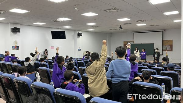 ▲▼ 嘉義縣「夜光天使冬令營」帶領學童探索星空、科學與體能樂趣  。（圖／嘉義縣政府提供）