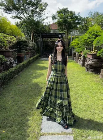 ▲陳喬恩透露被酸「整成網紅臉」。（圖／翻攝自陳喬恩微博）