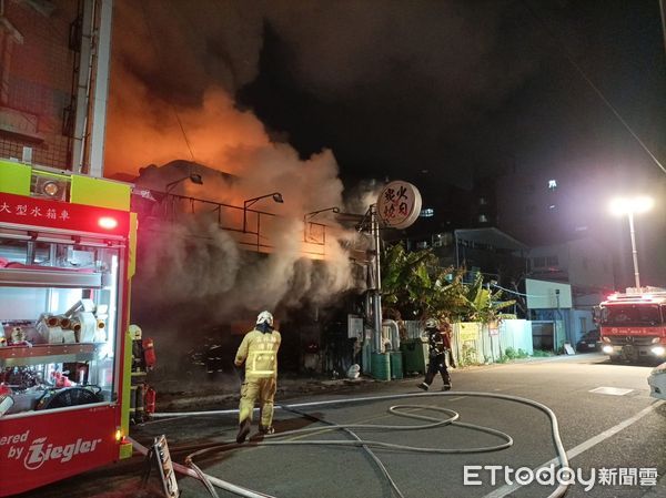 ▲▼雲林燒肉店起火。（圖／記者游瓊華翻攝）