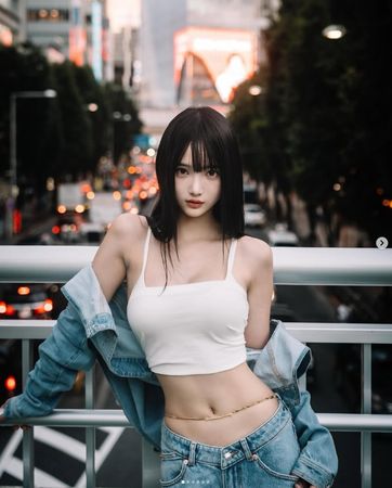 ▲模特兒網紅七七。（圖／翻攝自IG annalisaqiqi）