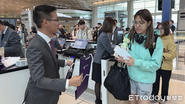 ▲香花直航已邁入第2個月，迄今累計搭載旅客突破萬人。（圖／花蓮縣政府提供，下同）