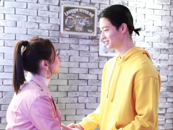 ▲何豪傑19歲帥兒何柏廷客串八點檔《好運來》。（圖／民視提供）