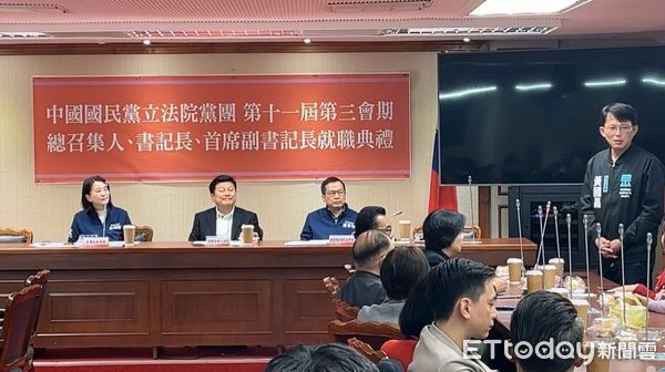 ▲國民黨團三長就職典禮，黃國昌也受邀出席。（圖／記者鄭佩玟攝）