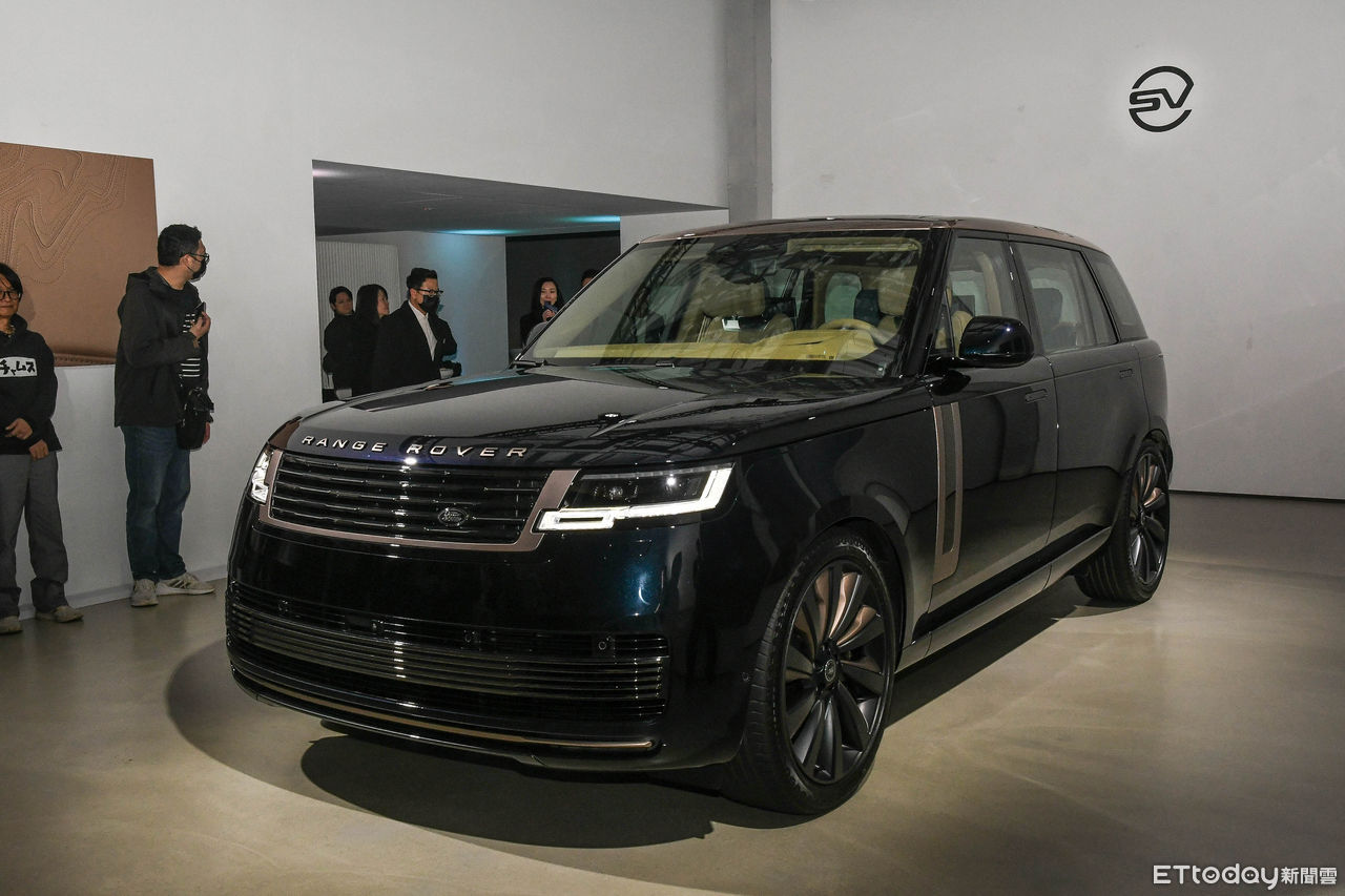 ▲專為頂級消費者客製化打造，Range Rover SV Taiwan Edition 福爾摩沙珍藏款台灣亮相。（圖／翻攝自Land Rover、記者徐煜展攝）