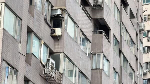 ▲▼冬季用熱水當心隱形殺手！新北市消防局教你防範一氧化碳危機,熱水器,TGAS標章。（圖／記者姜國輝攝）