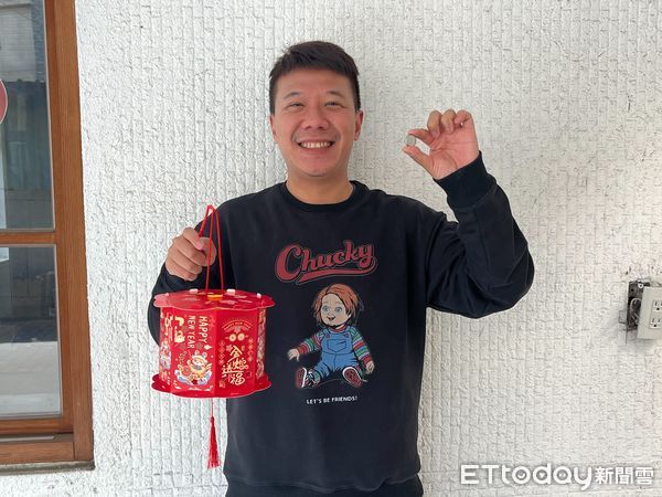 ▲台南市環保局提醒市民，過節之餘也別忘了環保，小提燈別亂丟，記得取出電池再回收，舉手之勞就能為環境盡一份心力。（圖／記者林東良翻攝，下同）