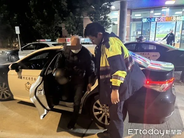 ▲台北男迷騎50公里，巡警獲報帶回警所。（圖／中壢警分局提供）