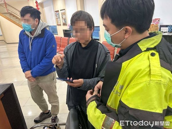 ▲桃園婦遭假檢警詐騙，警方獲報前往勸阻。（圖／大園警分局提供）