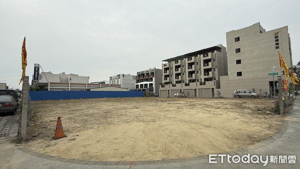 ▲▼  鳳山,飛鳳宮           。（圖／記者張雅雲攝）