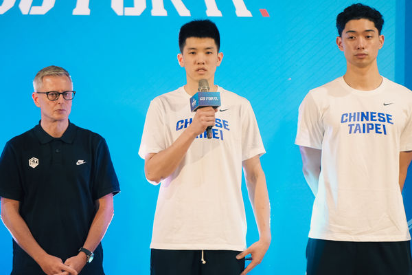 ▲中華男籃盧峻翔、林庭謙。（圖／中華籃協提供）