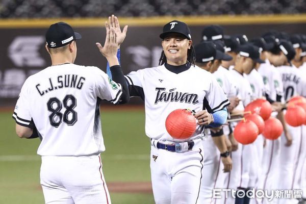 ▲中華隊張育成。（圖／記者林敬旻攝）