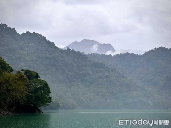 ▲石門水庫遊湖,石秀灣秘境,大壩碼頭（西碼頭）。（圖／記者彭懷玉攝）