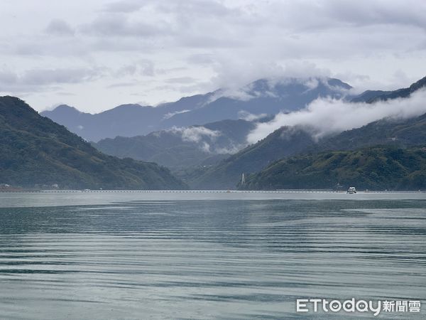 ▲石門水庫遊湖,石秀灣秘境,大壩碼頭（西碼頭）。（圖／記者彭懷玉攝）