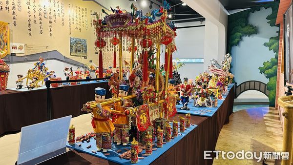 ▲黑橋牌香腸博物館結合地方文化推出「匠心紙藝-民俗文化展」。（圖／記者林東良翻攝，下同）