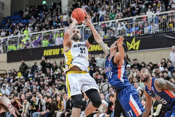 ▲新北國王林書緯、桑尼。（圖／東超提供） 