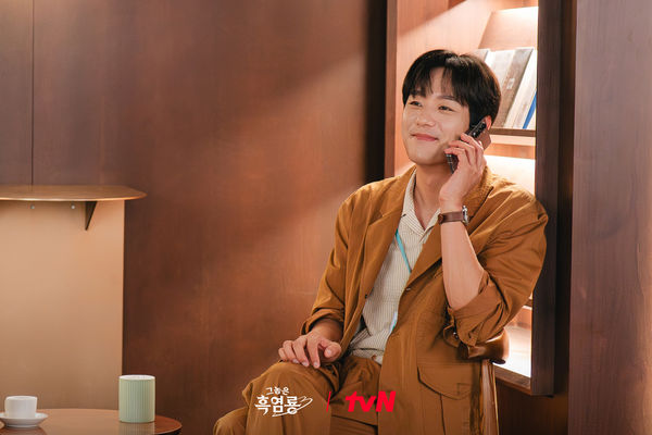 ▲▼「5個劈腿徵兆」要注意 。（圖／翻攝自FB/tvN drama）