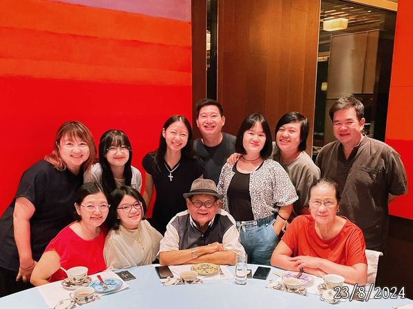 ▲▼新加坡國民爸爸林益民辭世，享壽75歲。（圖／翻攝自臉書）