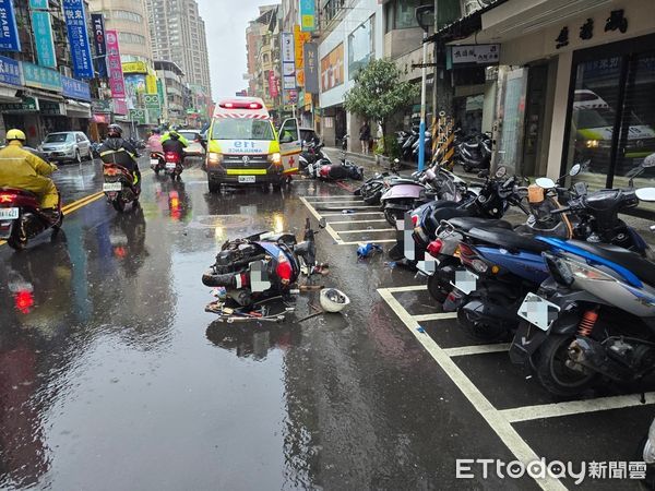 ▲▼吳男開瑞典坦克逆向撞飛騎士，趁救護人員將騎士送醫時肇事逃逸，吳男隨後又追撞另一部小客車後被逮捕             。（圖／記者陳以昇翻攝）