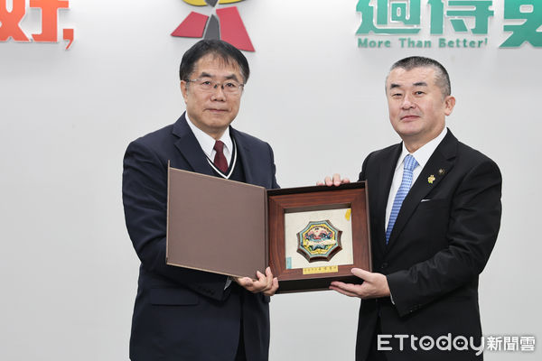 ▲台南市與日本埼玉縣本庄市，13日分別在黃偉哲市長及吉田信解市長的代表下，正式締結為國際友誼市。（圖／記者林東良翻攝，下同）