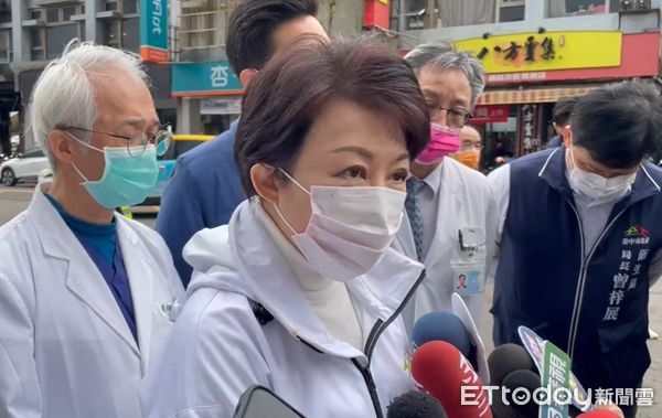 ▲▼▲新光三越氣爆害命，市長盧秀燕要新光三越負責。（圖／記者鄧木卿攝）