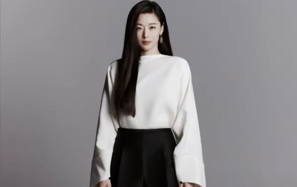 ▲公司鄭重澄清全智賢沒有違法。（圖／翻攝自全智賢經紀公司Instagram）